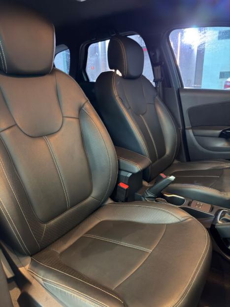 RENAULT Captur 1.3 16V 4P FLEX TCE INTENSE TURBO X-TRONIC AUTOM�TICO CVT, Foto 18