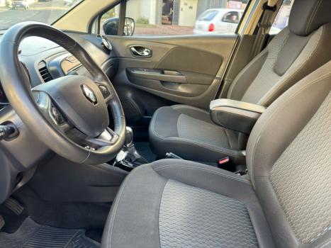 RENAULT Captur 1.6 16V 4P FLEX SCE LIFE X-TRONIC CVT, Foto 6 RENAULT Captur 1.6 16V 4P FLEX SCE LIFE X-TRONIC CVT, Foto 6