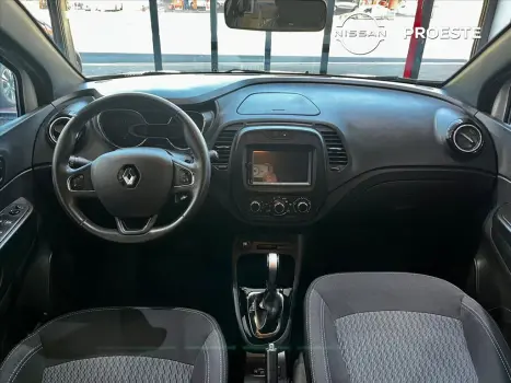 RENAULT Captur 1.6 16V 4P FLEX SCE LIFE X-TRONIC CVT, Foto 7 RENAULT Captur 1.6 16V 4P FLEX SCE LIFE X-TRONIC CVT, Foto 7