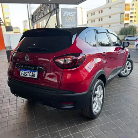 RENAULT Captur 1.6 16V 4P FLEX SCE LIFE X-TRONIC CVT, Foto 5 RENAULT Captur 1.6 16V 4P FLEX SCE LIFE X-TRONIC CVT, Foto 5