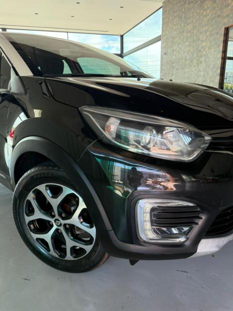 RENAULT Captur 1.6 16V 4P FLEX SCE INTENSE X-TRONIC CVT, Foto 3