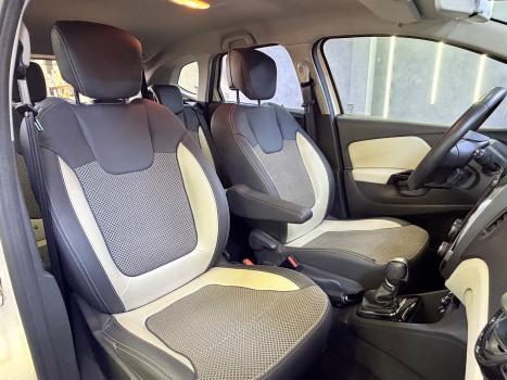 RENAULT Captur 1.6 16V 4P FLEX SCE INTENSE X-TRONIC CVT, Foto 12