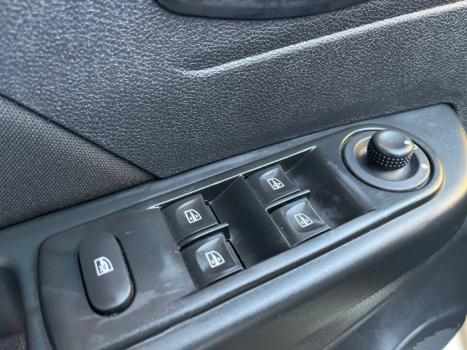 RENAULT Captur 1.6 16V 4P FLEX SCE LIFE X-TRONIC CVT, Foto 10