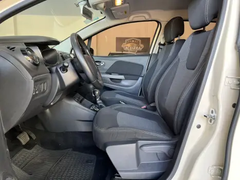 RENAULT Captur 1.6 16V 4P FLEX SCE LIFE X-TRONIC CVT, Foto 7