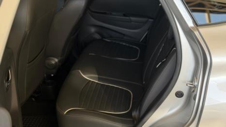 RENAULT Captur 1.6 16V 4P FLEX SCE INTENSE X-TRONIC CVT, Foto 6
