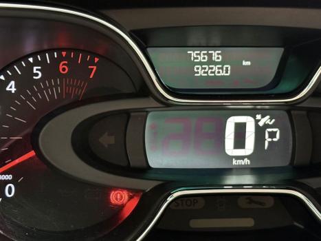 RENAULT Captur 1.6 16V 4P FLEX SCE INTENSE X-TRONIC CVT, Foto 14