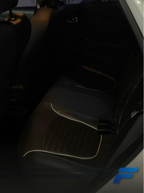 RENAULT Captur 1.6 16V 4P FLEX SCE INTENSE X-TRONIC CVT, Foto 13