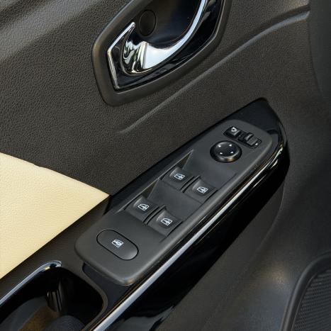 RENAULT Captur 2.0 16V 4P FLEX INTENSE AUTOM�TICO, Foto 9