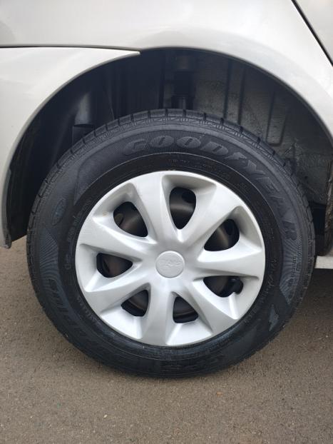 RENAULT Clio Hatch 1.0 16V 4P FLEX EXPRESSION, Foto 12