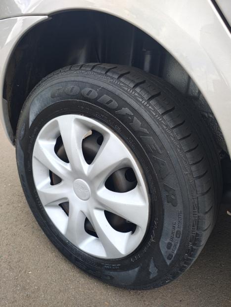 RENAULT Clio Hatch 1.0 16V 4P FLEX EXPRESSION, Foto 13