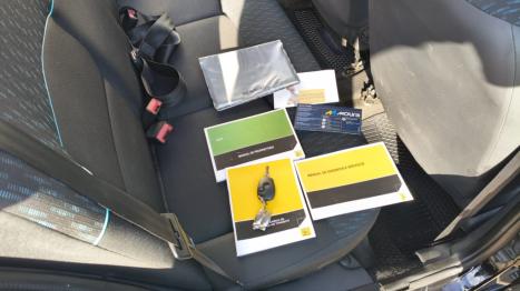 RENAULT Clio Hatch 1.0 16V 4P FLEX EXPRESSION, Foto 18