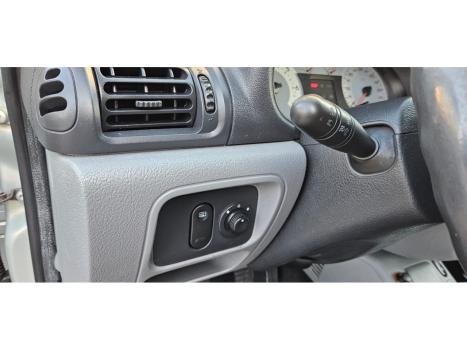 RENAULT Clio Sedan 1.6 16V 4P PRIVILEGE, Foto 11