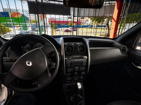 RENAULT Duster 1.6 16V 4P FLEX EXPRESSION AUTOM�TICO CVT, Foto 3
