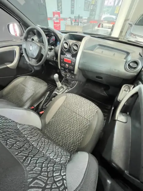 RENAULT Duster 1.6 16V 4P FLEX SCE EXPRESSION, Foto 16