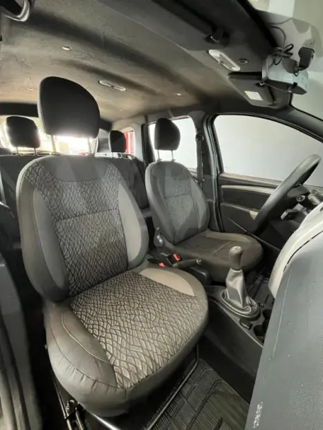 RENAULT Duster 1.6 16V 4P FLEX SCE EXPRESSION, Foto 17