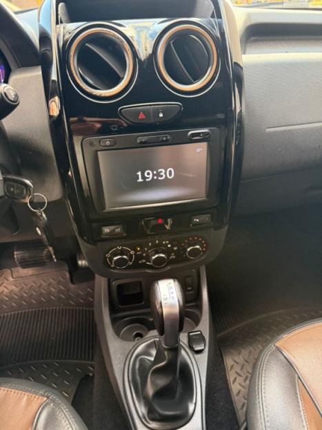 RENAULT Duster 2.0 16V 4P FLEX DYNAMIQUE AUTOM�TICO, Foto 4