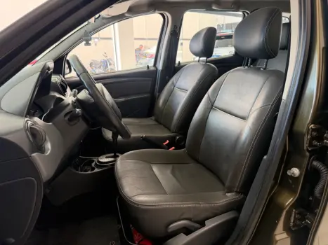 RENAULT Duster 2.0 16V 4P FLEX TECH ROAD AUTOM�TICO, Foto 10