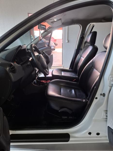RENAULT Duster 2.0 16V 4P FLEX TECH ROAD AUTOM�TICO, Foto 13