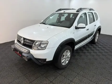 RENAULT Duster , Foto 1