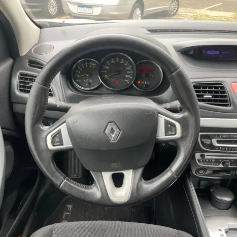 RENAULT Fluence 2.0 16V 4P FLEX DYNAMIQUE AUTOM�TICO, Foto 9