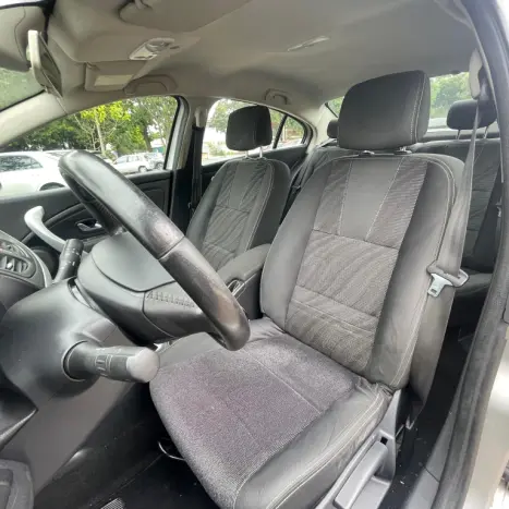 RENAULT Fluence 2.0 16V 4P FLEX DYNAMIQUE AUTOM�TICO, Foto 11