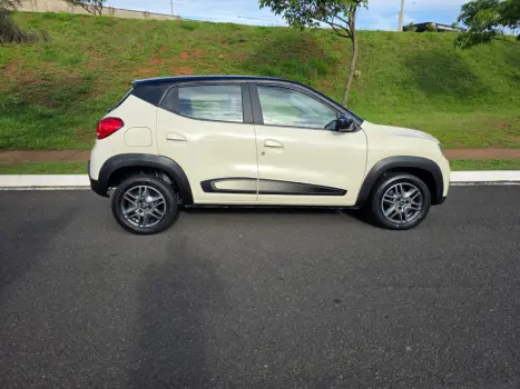 RENAULT Kwid 1.0 12V 4P SCE FLEX INTENSE, Foto 8