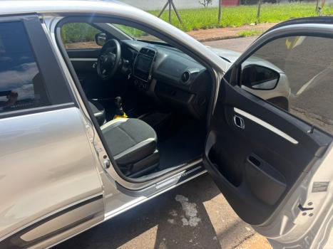 RENAULT Kwid 1.0 12V 4P SCE FLEX INTENSE, Foto 7