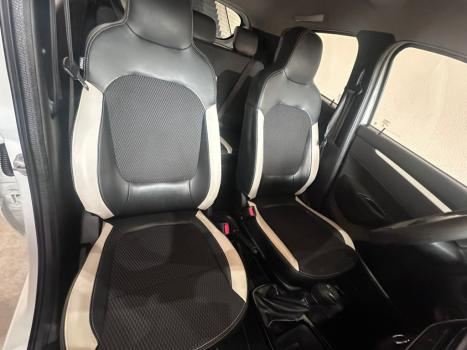 RENAULT Kwid 1.0 12V 4P SCE FLEX INTENSE, Foto 8