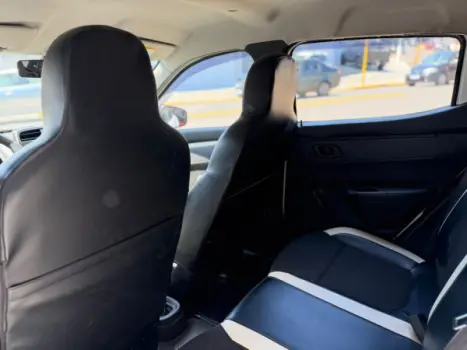 RENAULT Kwid 1.0 12V 4P SCE FLEX INTENSE, Foto 10