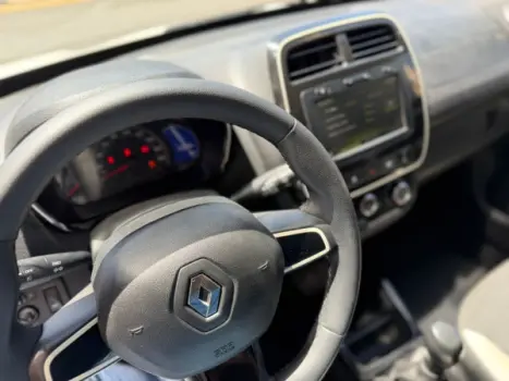 RENAULT Kwid 1.0 12V 4P SCE FLEX INTENSE, Foto 11