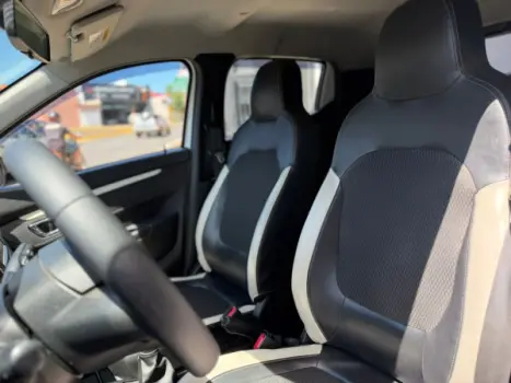 RENAULT Kwid 1.0 12V 4P SCE FLEX INTENSE, Foto 12