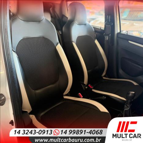 RENAULT Kwid 1.0 12V 4P SCE FLEX INTENSE, Foto 16