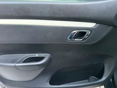 RENAULT Kwid 1.0 12V 4P SCE FLEX INTENSE, Foto 7