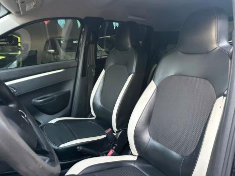 RENAULT Kwid 1.0 12V 4P SCE FLEX INTENSE, Foto 9