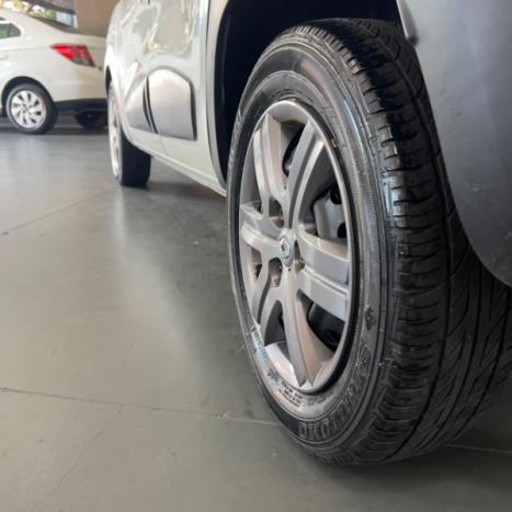 RENAULT Kwid 1.0 12V 4P SCE FLEX INTENSE, Foto 6