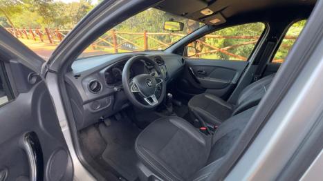 RENAULT Logan 1.0 12V 4P FLEX SCE ZEN, Foto 8