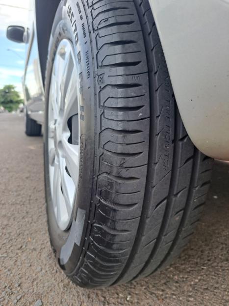 RENAULT Logan 1.0 16V 4P FLEX EXPRESSION, Foto 8