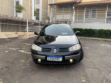 RENAULT Megane Grand Tour 2.0 16V 4P DYNAMIQUE AUTOMÁTICO, Foto 2