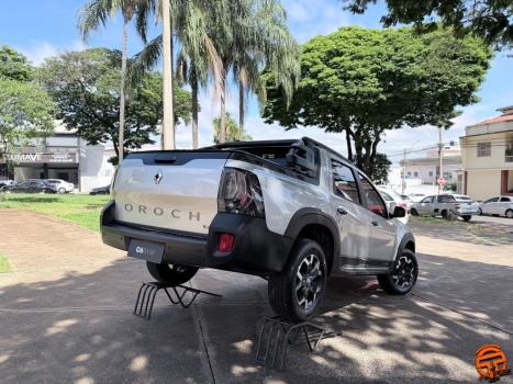 RENAULT Oroch 1.3 16V 4P OUTSIDER TURBO TCe AUTOM�TICO CVT, Foto 4