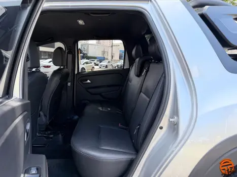 RENAULT Oroch 1.3 16V 4P OUTSIDER TURBO TCe AUTOM�TICO CVT, Foto 15