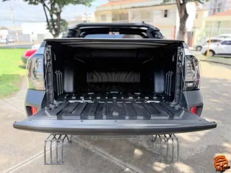 RENAULT Oroch 1.3 16V 4P OUTSIDER TURBO TCe AUTOM�TICO CVT, Foto 18