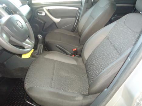 RENAULT Oroch 1.6 16V 4P FLEX EXPRESSION, Foto 9