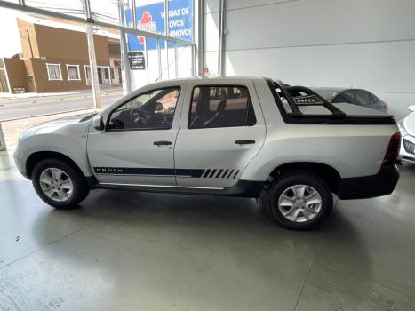 RENAULT Oroch 1.6 16V 4P FLEX EXPRESSION, Foto 11 RENAULT Oroch 1.6 16V 4P FLEX EXPRESSION, Foto 11