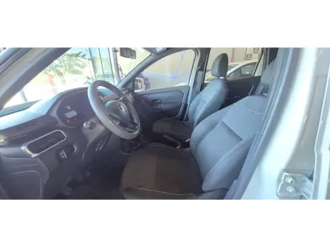 RENAULT Oroch 1.6 16V 4P FLEX INTENSE, Foto 9
