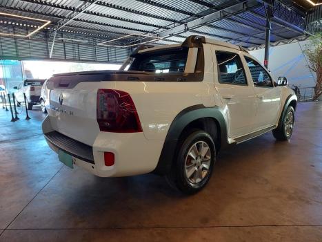 RENAULT Oroch , Foto 12