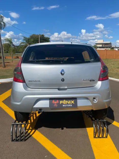 RENAULT Sandero 1.0 12V 4P FLEX SCE EXPRESSION, Foto 5 RENAULT Sandero 1.0 12V 4P FLEX SCE EXPRESSION, Foto 5