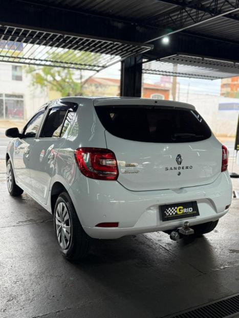 RENAULT Sandero 1.0 16V 4P FLEX EXPRESSION, Foto 6
