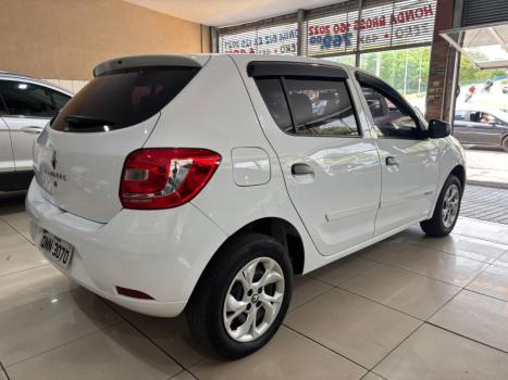 RENAULT Sandero 1.0 16V 4P FLEX AUTHENTIQUE, Foto 4 RENAULT Sandero 1.0 16V 4P FLEX AUTHENTIQUE, Foto 4