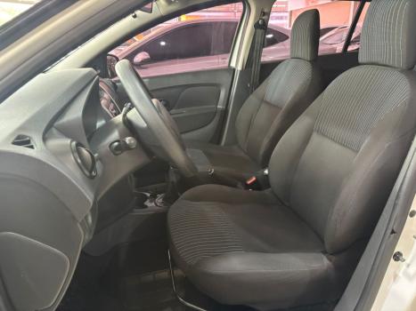 RENAULT Sandero 1.0 16V 4P FLEX AUTHENTIQUE, Foto 10 RENAULT Sandero 1.0 16V 4P FLEX AUTHENTIQUE, Foto 10