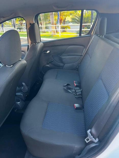 RENAULT Sandero 1.0 16V 4P FLEX EXPRESSION, Foto 6